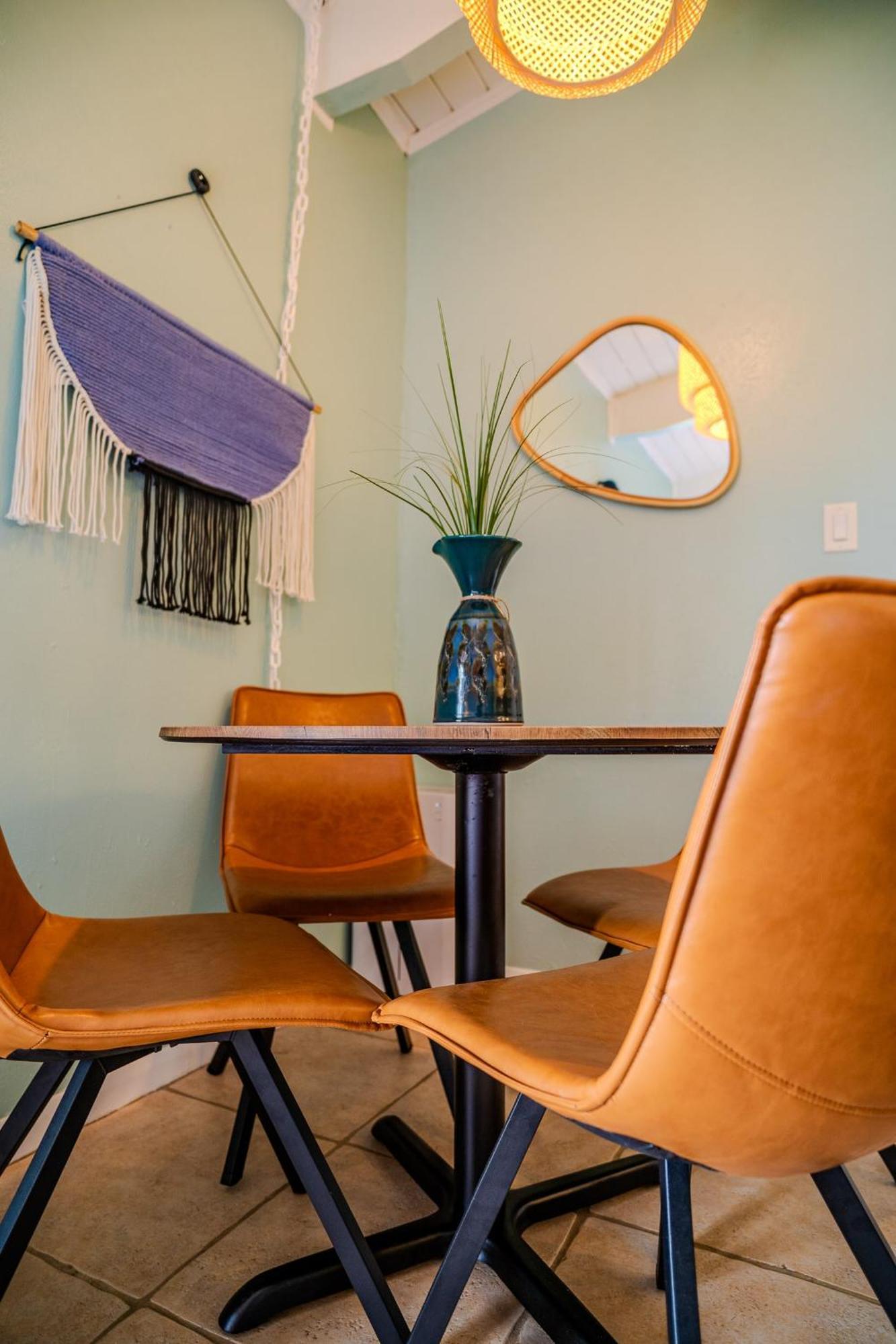 Kingfishers Retreat Serene 1Br Escape With Balcony 207 South Padre Island Exteriör bild