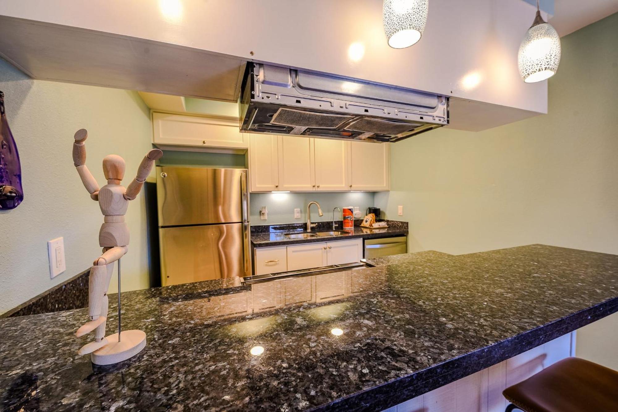 Kingfishers Retreat Serene 1Br Escape With Balcony 207 South Padre Island Exteriör bild