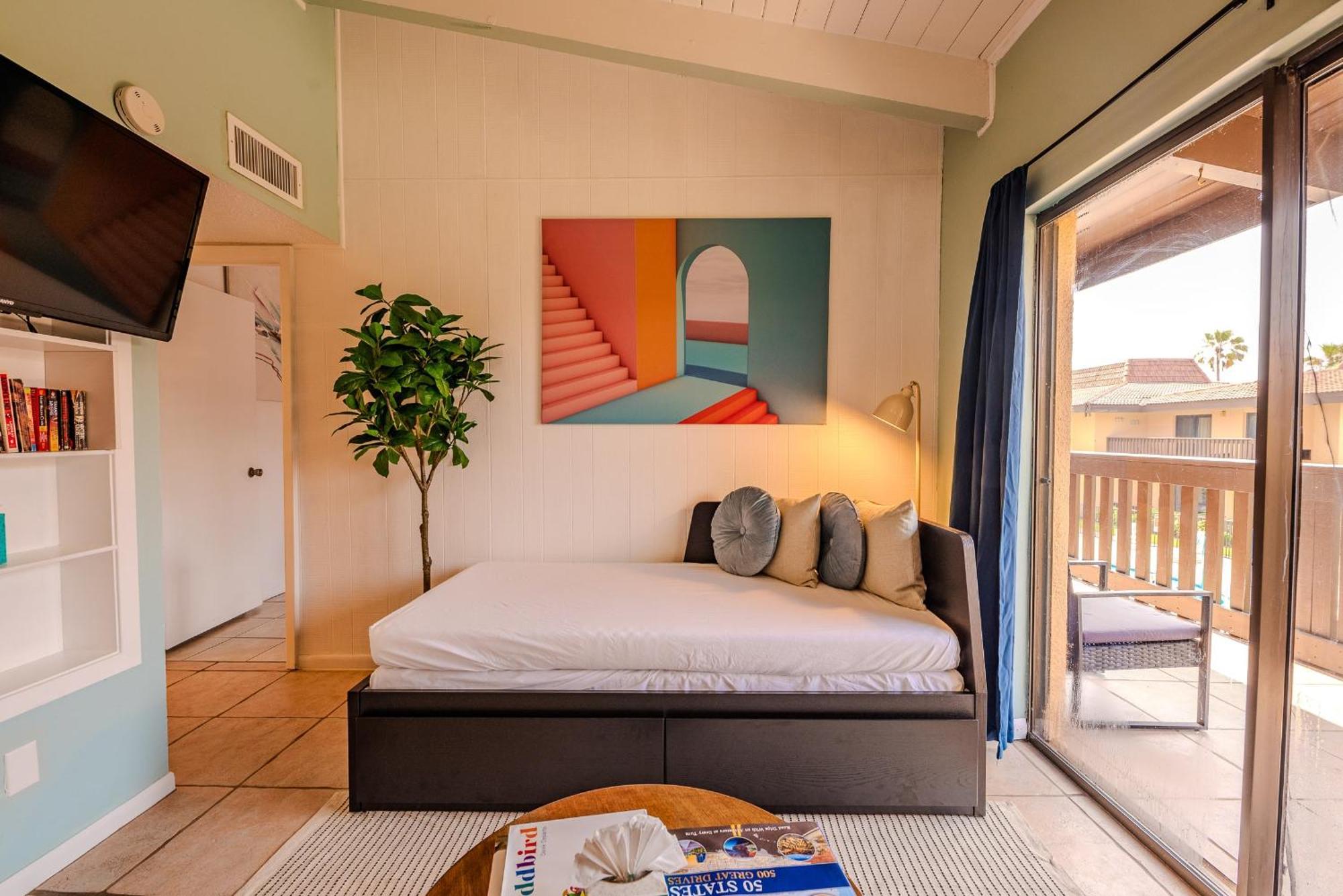 Kingfishers Retreat Serene 1Br Escape With Balcony 207 South Padre Island Exteriör bild